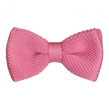 Noeud papillon en tricot. Noué. Rose uni